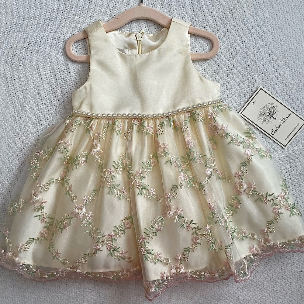 Couture Princess formal white floral dress size 12 months